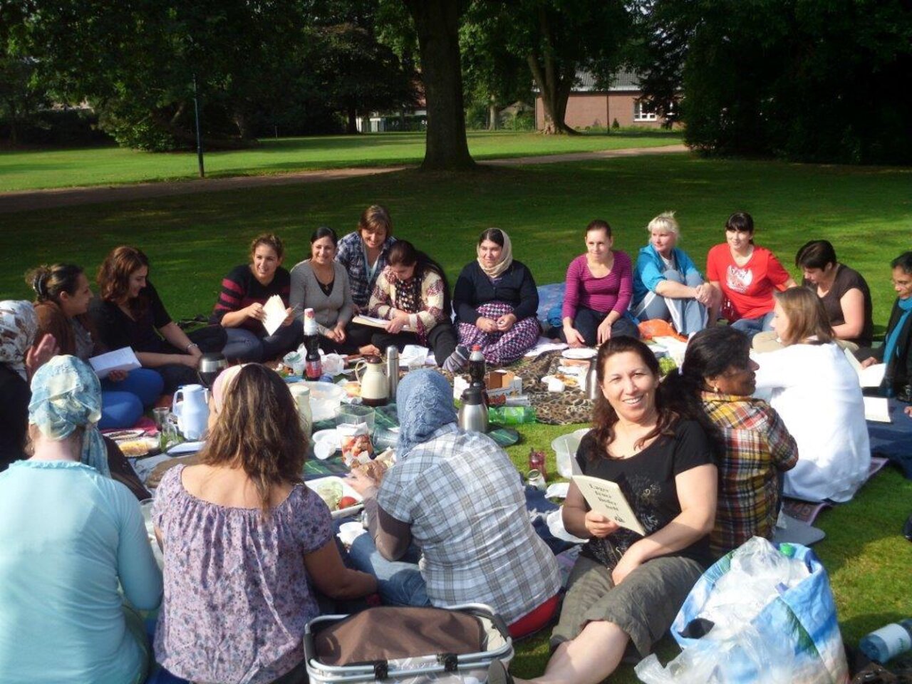 Internationales Frauenfrühstück für Lohner Frauen Image 1