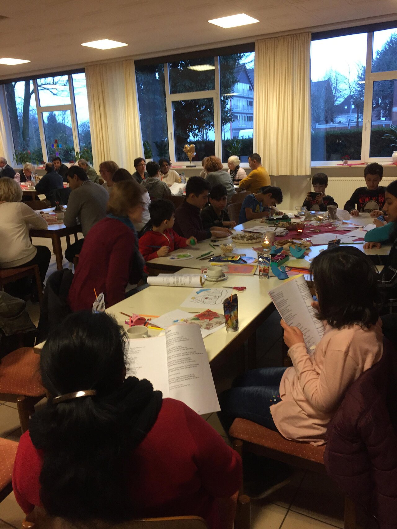 Weihnachtlicher Nachmittag - gemütliche Stunden in friedlicher und stimmungsvoller Runde Image 1