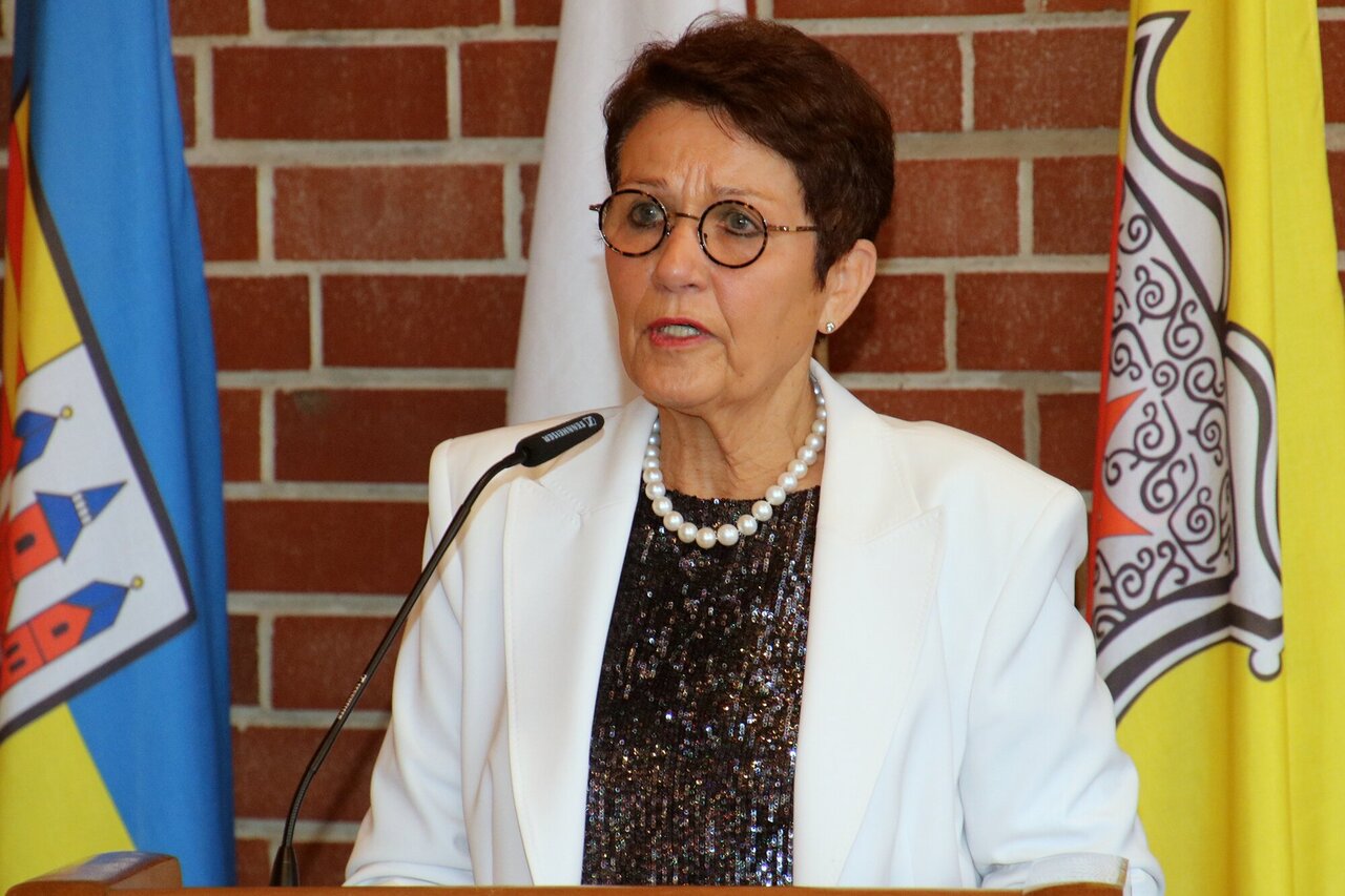 Ursula gr. Holthaus erhält den Nieberdingschild - Nachlese in Bildern Image 6