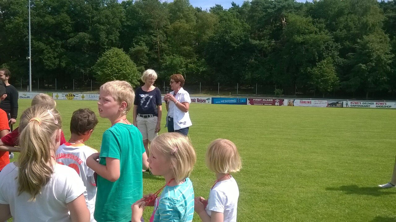 Ferienaktion- Spiel ohne Grenzen Image 2